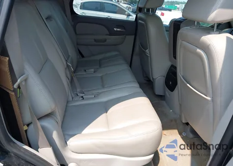 2007 Chevrolet Tahoe Ltz z USA, uszkodzony, nr VIN 1GNFC13007R111180